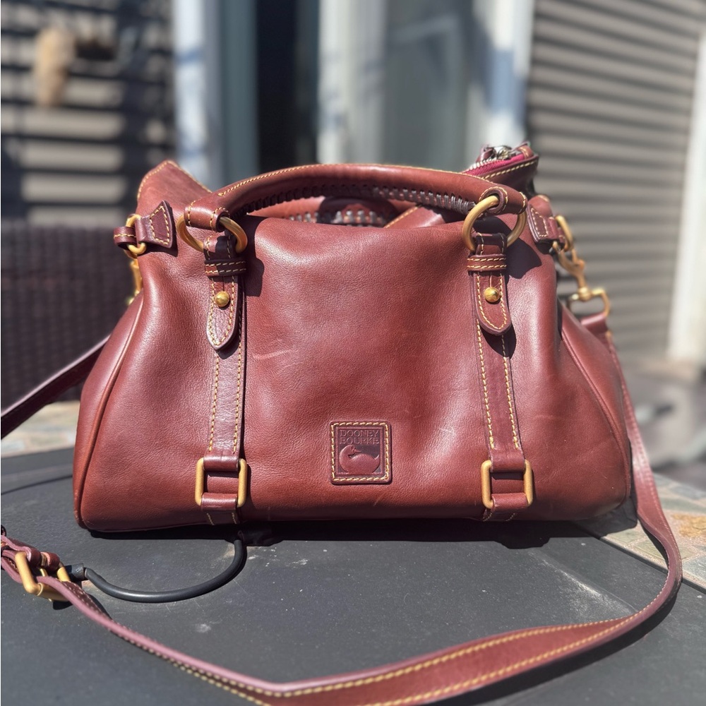 Dooney & Bourke Women's Brown Leather Bag